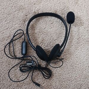 Wired Headset with Microphone